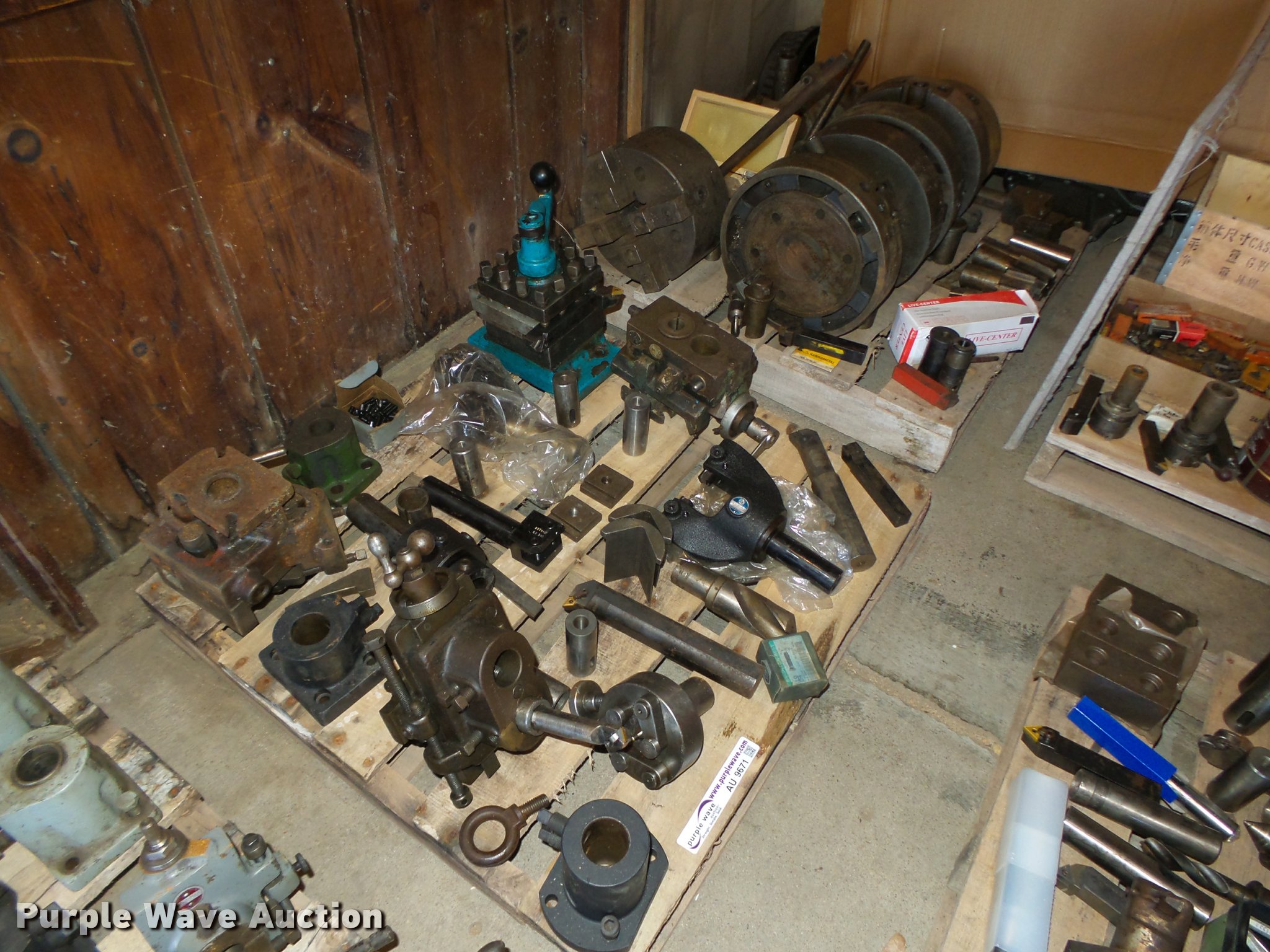 Metal lathe accessories in Fairbury, NE Item AU9671 sold Purple Wave