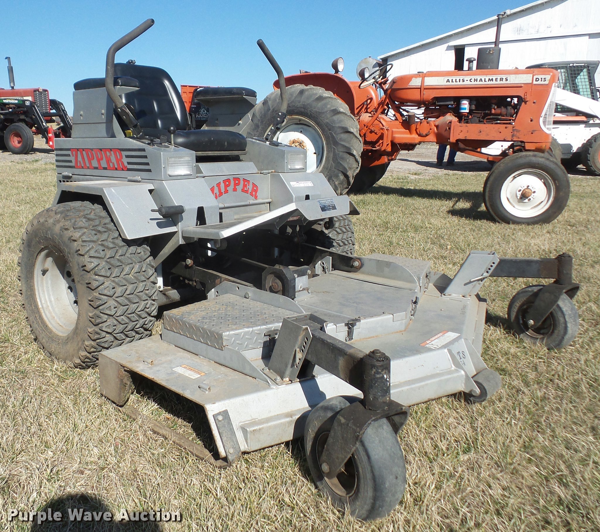 Zipper STS-23 ZTR lawn mower in Eskridge, KS | Item DC9146 sold