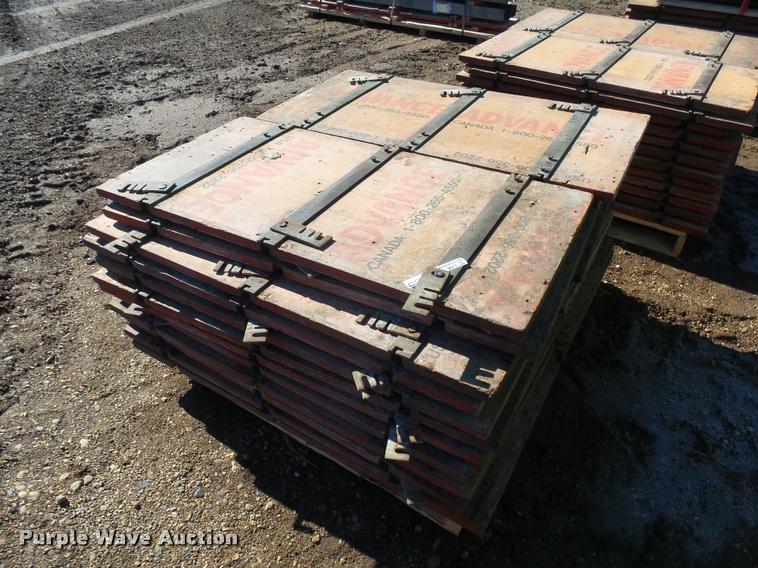 image for item AL9017 4' wall form set