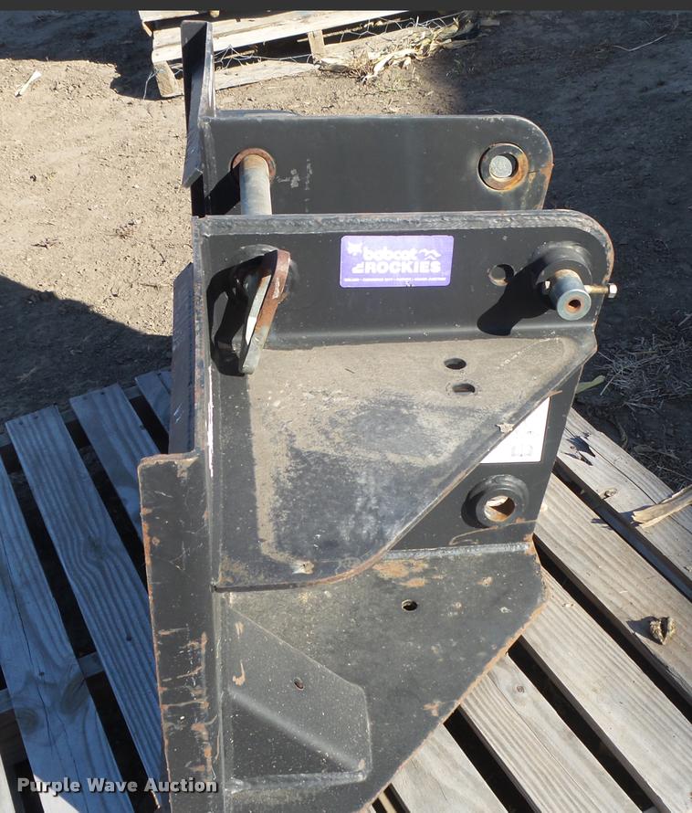 image for item AU9650 Bobcat skid steer hydraulic hammer bracket