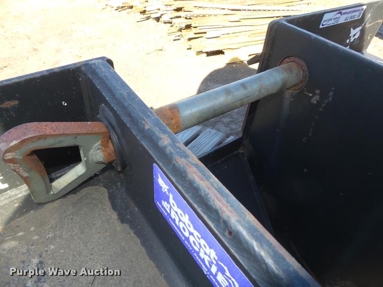 image for item AU9650 Bobcat skid steer hydraulic hammer bracket