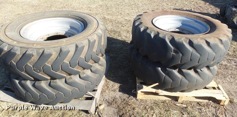 image for item AU9652 (4) 13.00-24 foam-filled tires