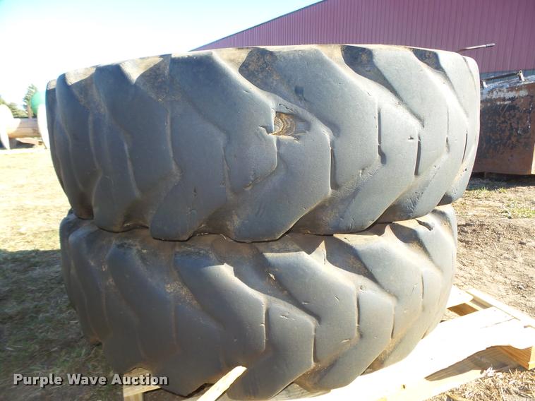image for item AU9652 (4) 13.00-24 foam-filled tires