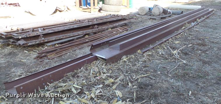 image for item AU9654 Red iron