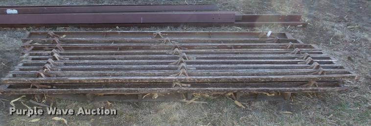 image for item AU9656 Concrete forms