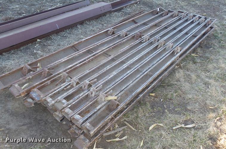 image for item AU9656 Concrete forms