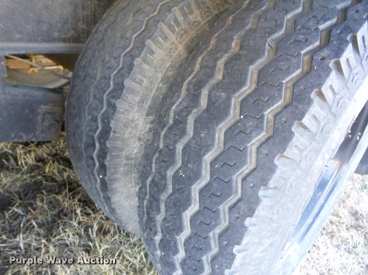 image for item BK9660 1998 Ditch Witch JT1720 directional drill and trailer