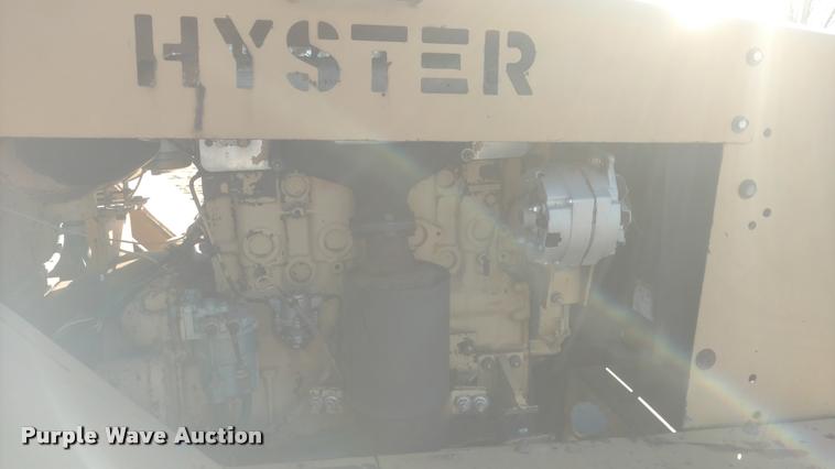 image for item BU9961 Hyster C53A pneumatic roller