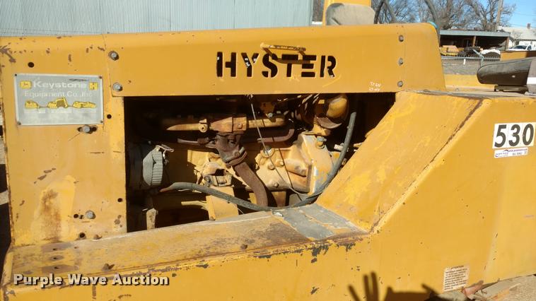 image for item BU9962 Hyster C530A pneumatic roller