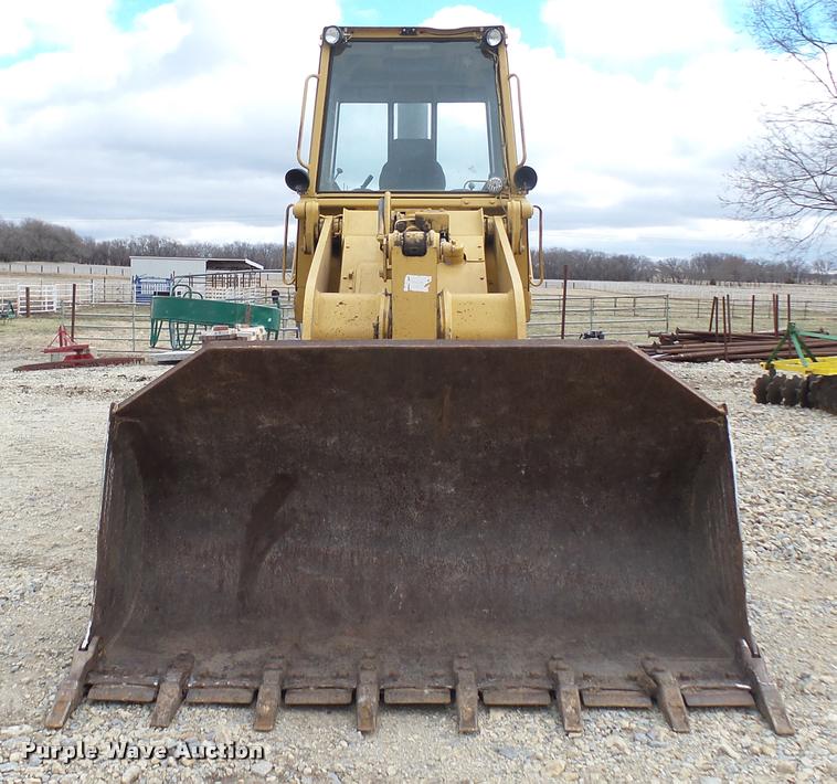 image for item CB9590 1990 Caterpillar 953B track loader
