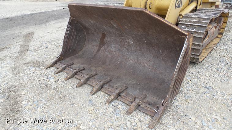 image for item CB9590 1990 Caterpillar 953B track loader