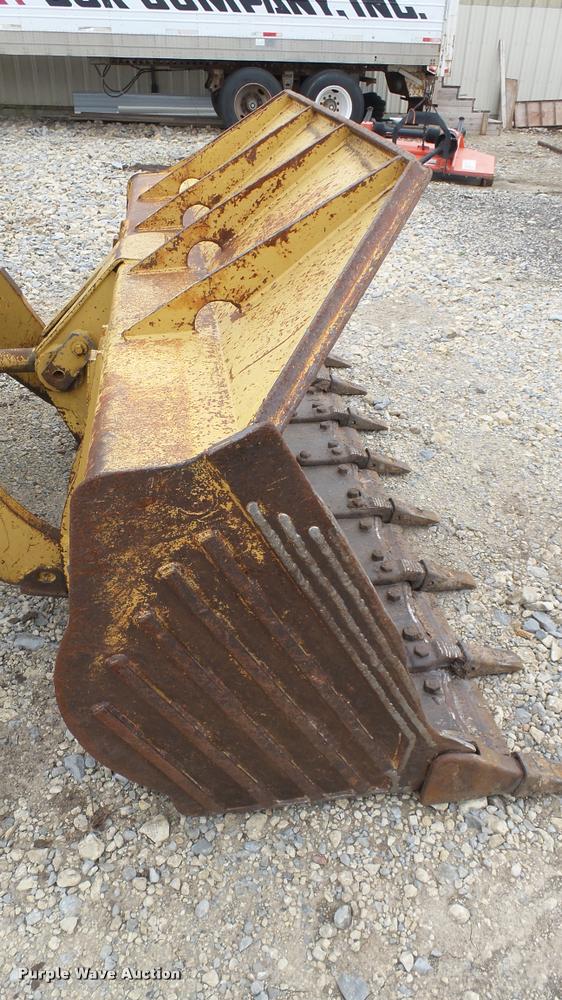 image for item CB9590 1990 Caterpillar 953B track loader