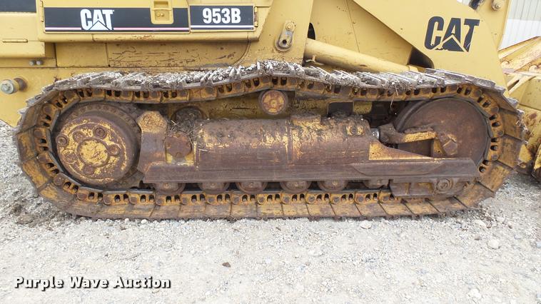 image for item CB9590 1990 Caterpillar 953B track loader