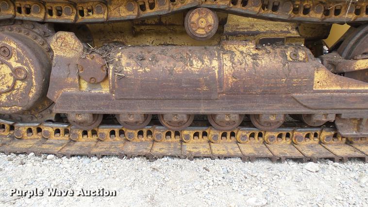 image for item CB9590 1990 Caterpillar 953B track loader