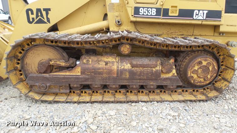 image for item CB9590 1990 Caterpillar 953B track loader