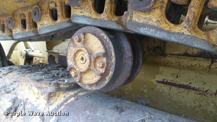 image for item CB9590 1990 Caterpillar 953B track loader