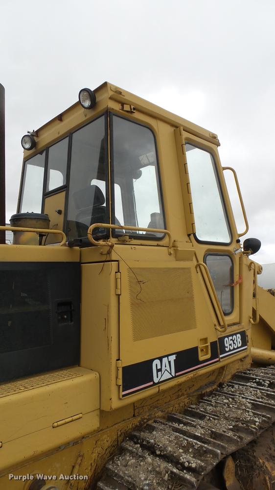 image for item CB9590 1990 Caterpillar 953B track loader