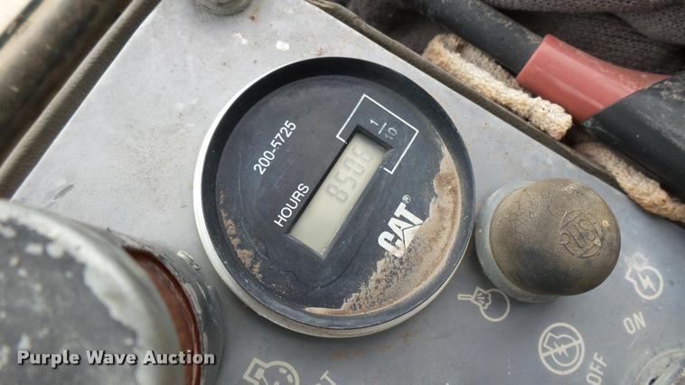 image for item CB9590 1990 Caterpillar 953B track loader