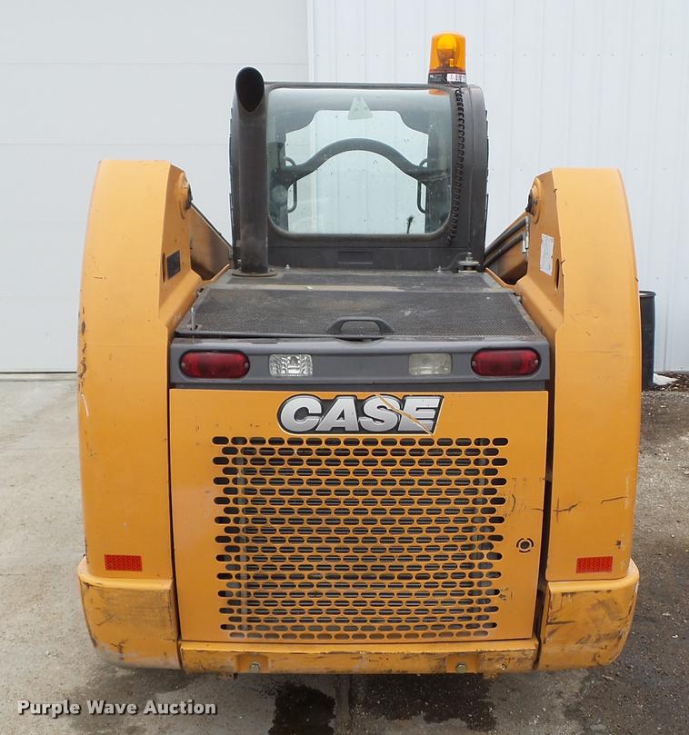 image for item CB9850 2014 Case SR220 skid steer
