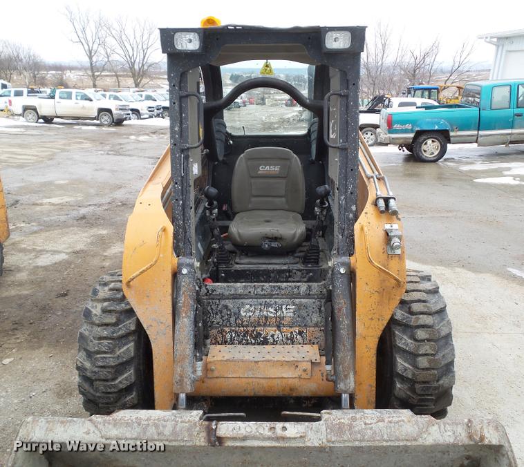 image for item CB9850 2014 Case SR220 skid steer