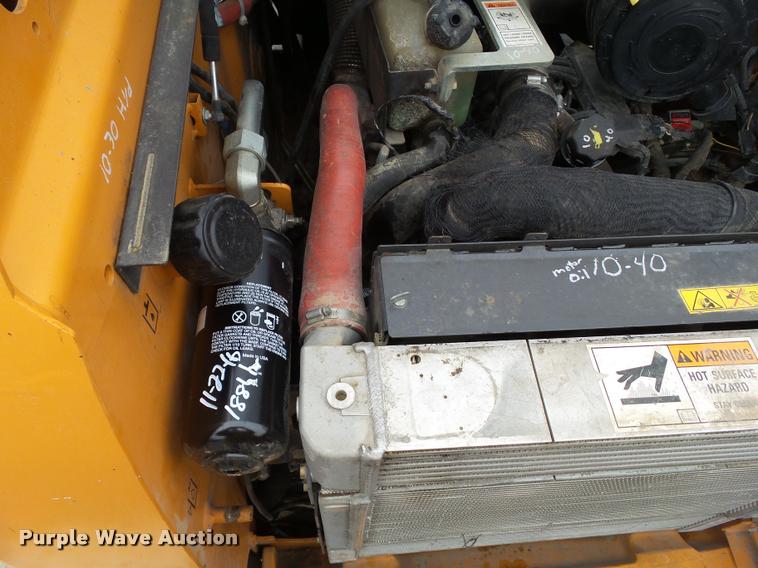 image for item CB9850 2014 Case SR220 skid steer