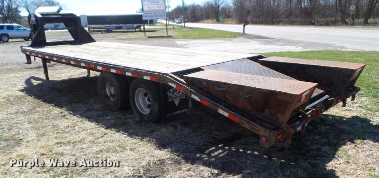 image for item CB9857 2009 PJ FD262 equipment trailer