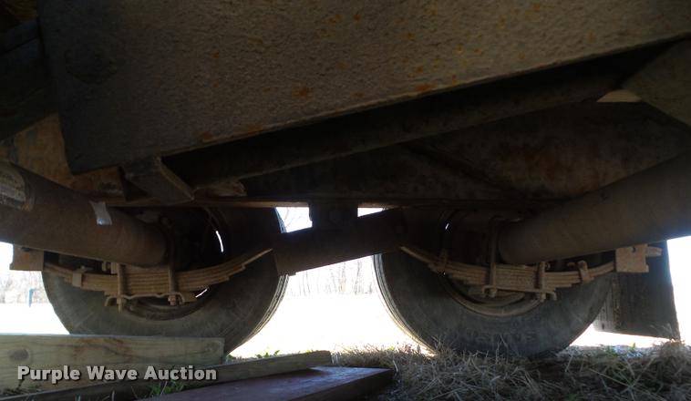 image for item CB9857 2009 PJ FD262 equipment trailer