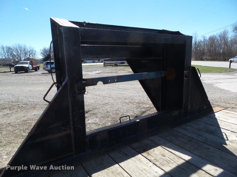 image for item CB9857 2009 PJ FD262 equipment trailer