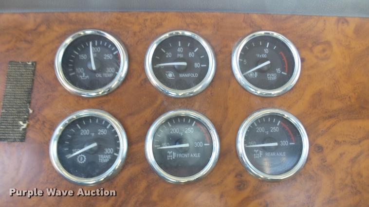 image for item DA0408 2007 Peterbilt 379 semi truck