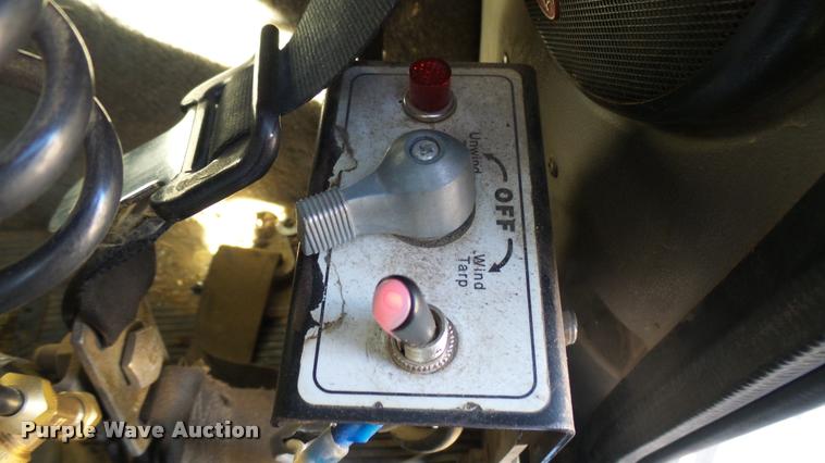 image for item DA0408 2007 Peterbilt 379 semi truck