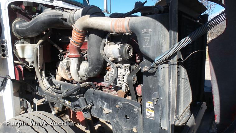 image for item DA0408 2007 Peterbilt 379 semi truck