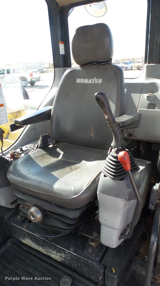 image for item DA0409 2007 Komatsu PC78MR-6 compact excavator