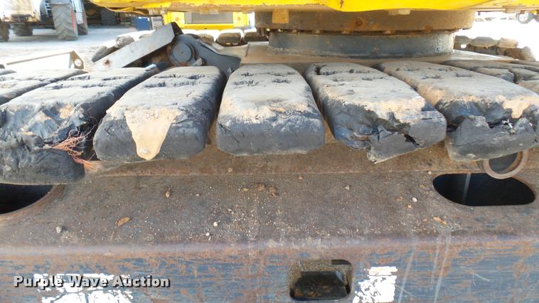 image for item DA0409 2007 Komatsu PC78MR-6 compact excavator