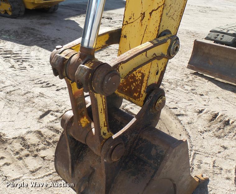 image for item DA0409 2007 Komatsu PC78MR-6 compact excavator