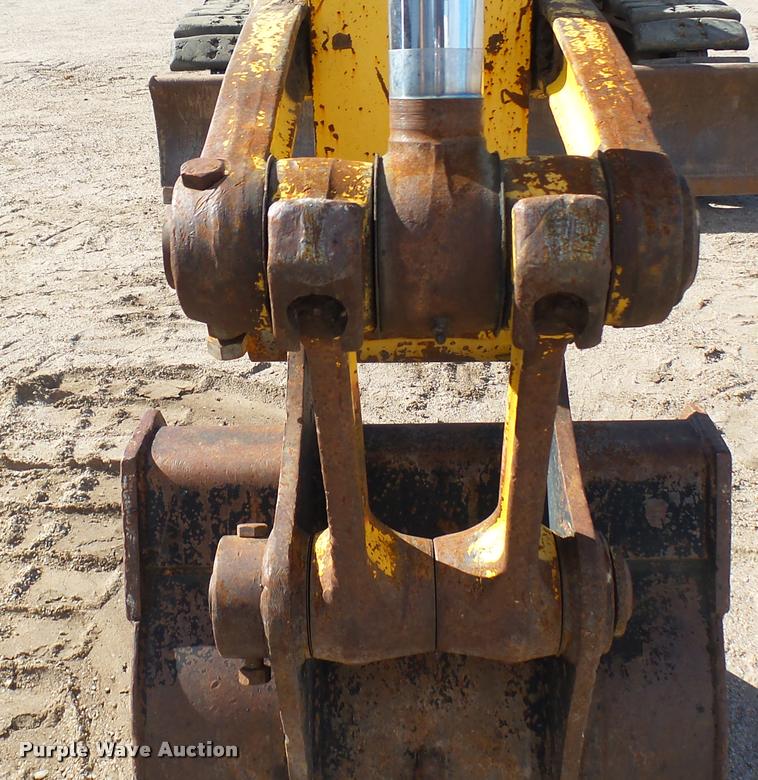 image for item DA0409 2007 Komatsu PC78MR-6 compact excavator