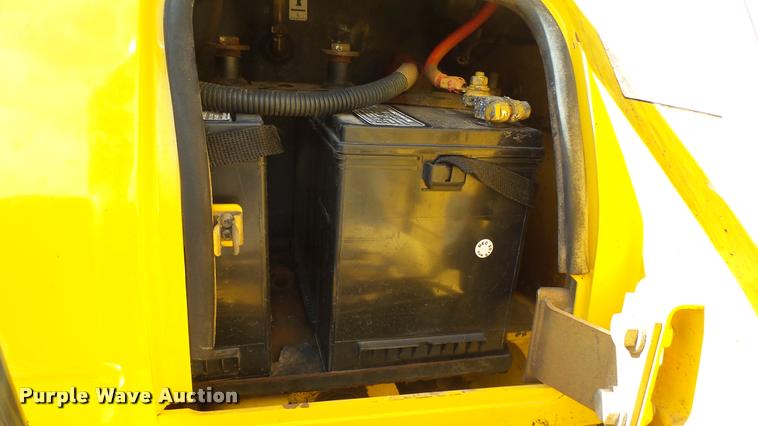 image for item DA0409 2007 Komatsu PC78MR-6 compact excavator