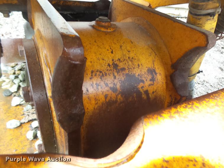 image for item DA0549 Hydraulic plate compactor