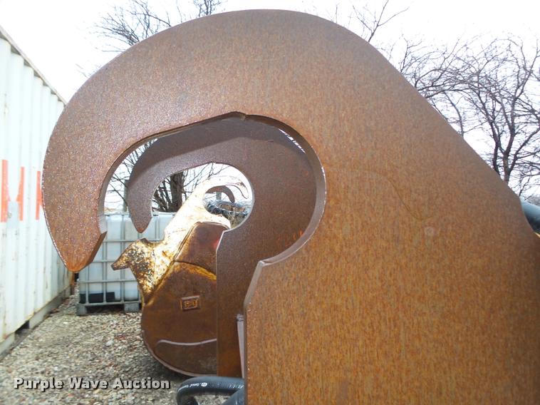 image for item DA0549 Hydraulic plate compactor