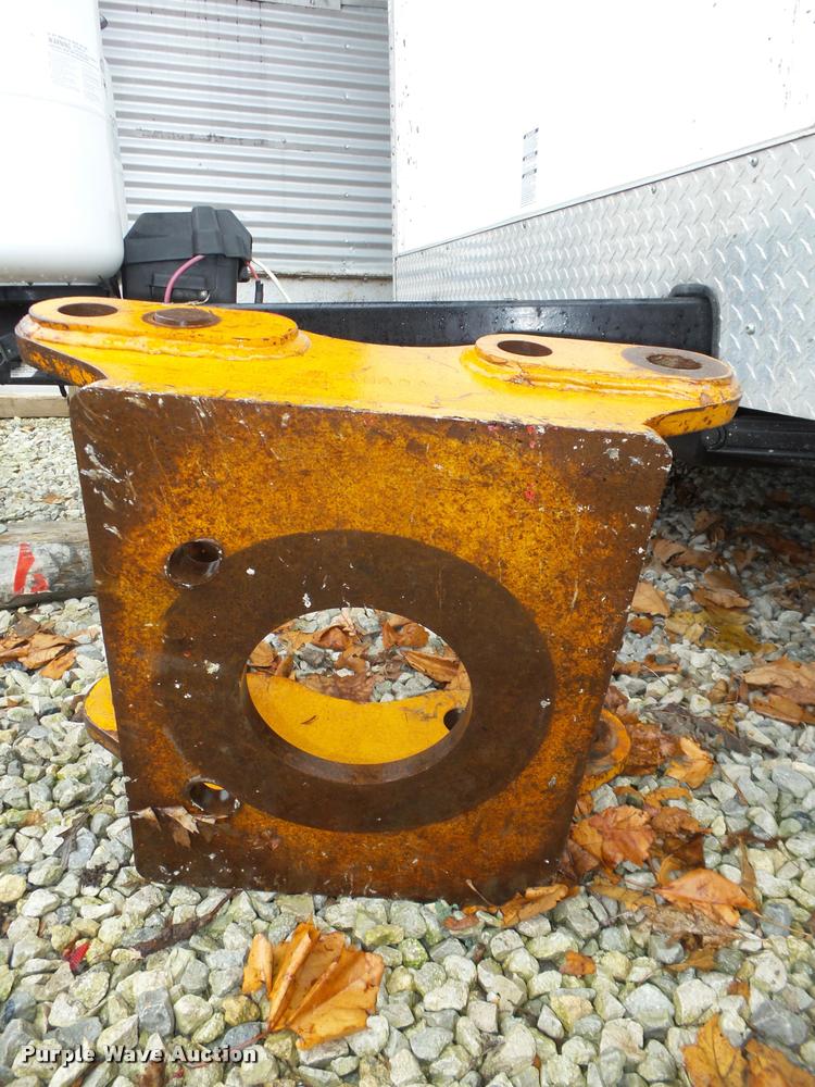 image for item DA0549 Hydraulic plate compactor