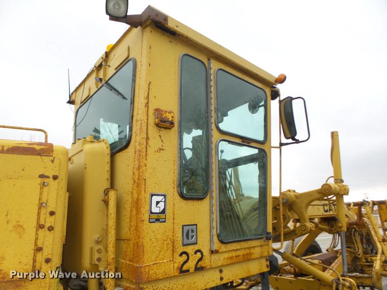 image for item DA0551 1989 Caterpillar 140G motor grader