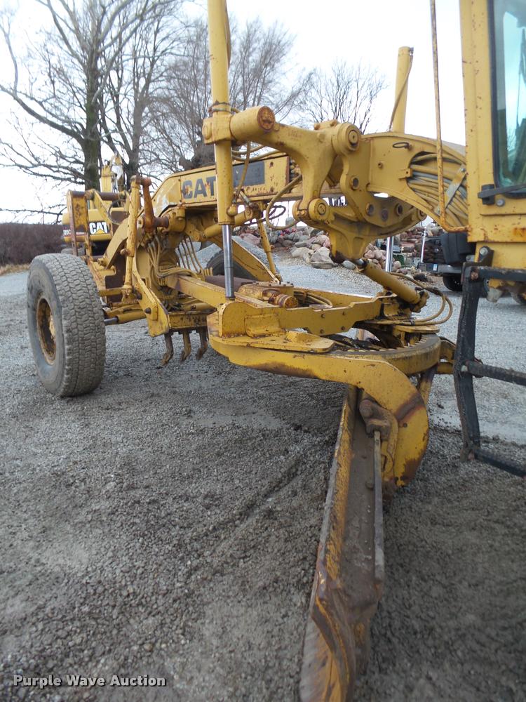 image for item DA0551 1989 Caterpillar 140G motor grader