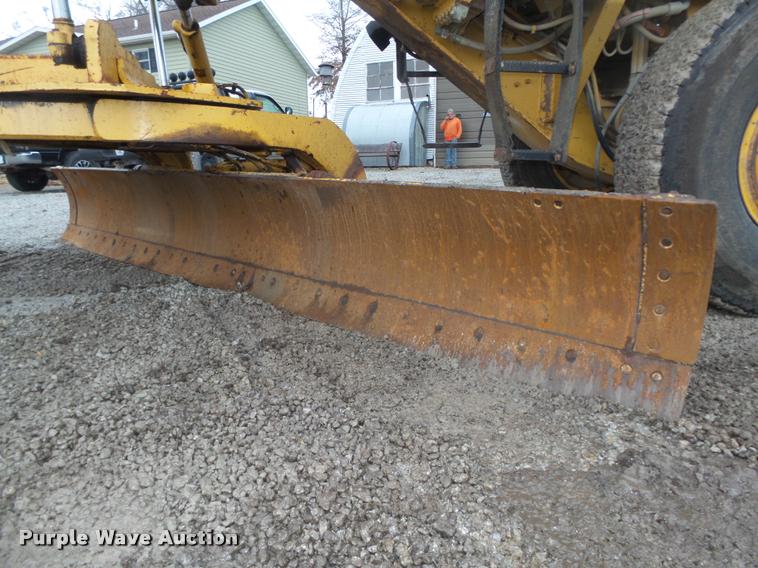 image for item DA0551 1989 Caterpillar 140G motor grader