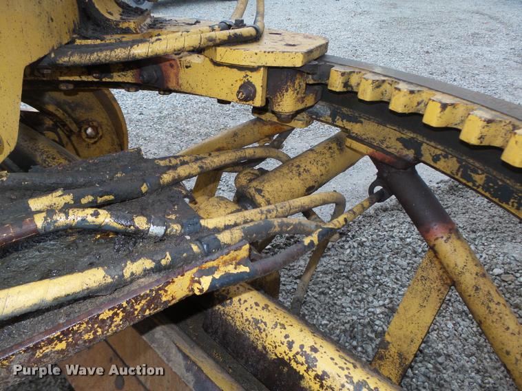 image for item DA0551 1989 Caterpillar 140G motor grader