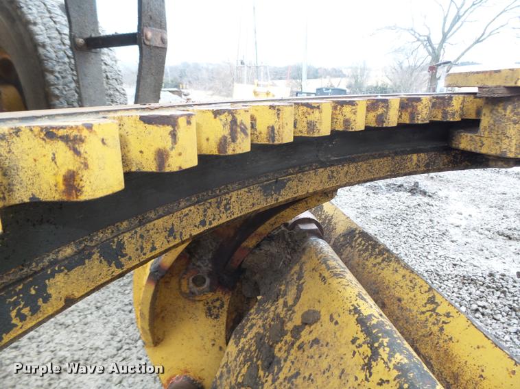 image for item DA0551 1989 Caterpillar 140G motor grader