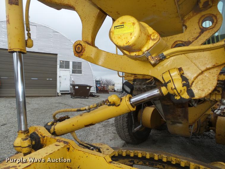 image for item DA0551 1989 Caterpillar 140G motor grader