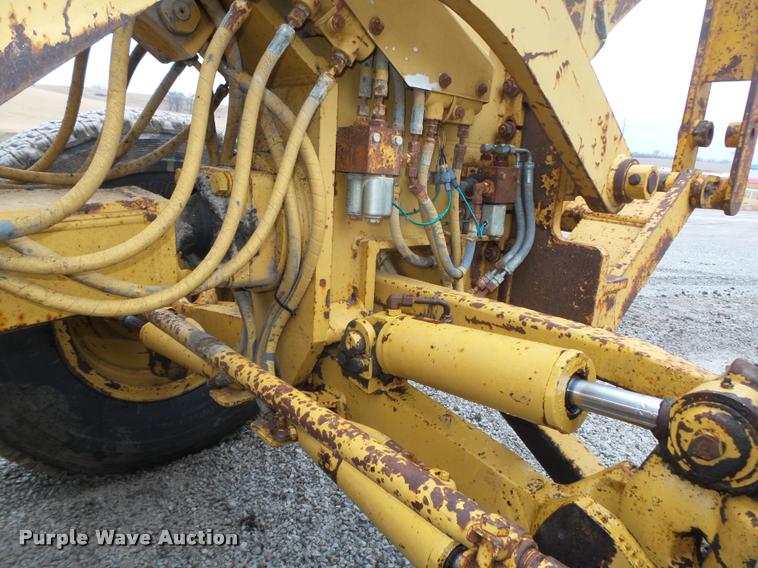 image for item DA0551 1989 Caterpillar 140G motor grader