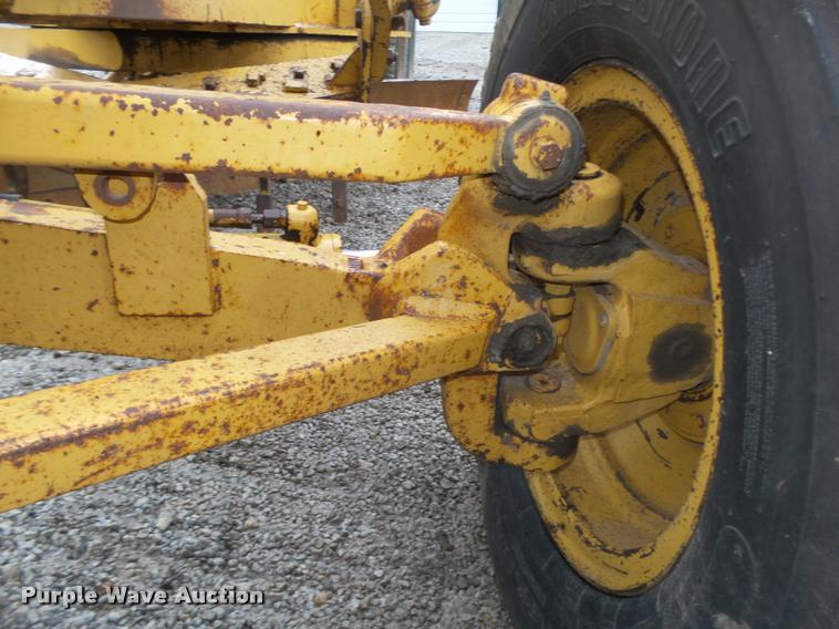 image for item DA0551 1989 Caterpillar 140G motor grader