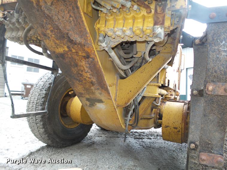 image for item DA0551 1989 Caterpillar 140G motor grader