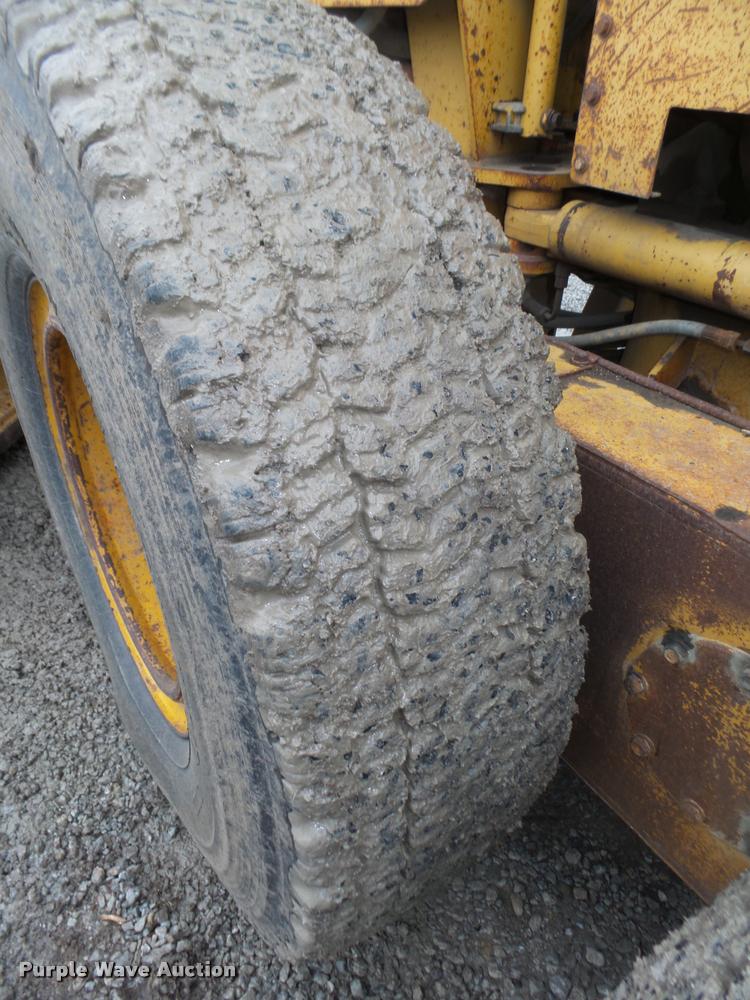 image for item DA0551 1989 Caterpillar 140G motor grader