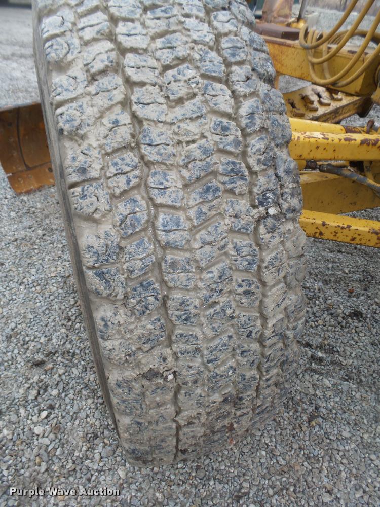 image for item DA0551 1989 Caterpillar 140G motor grader